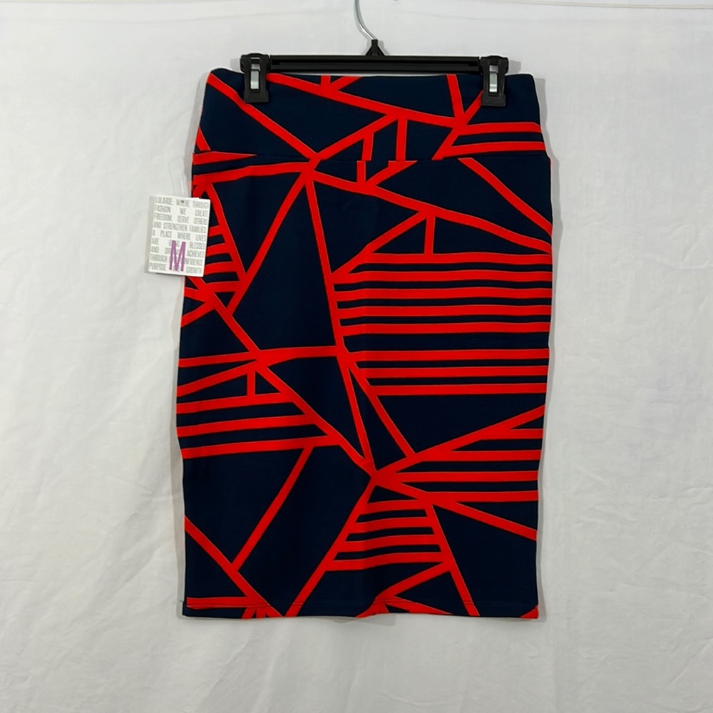 Brand new LulaRoe Cassie skirt size M